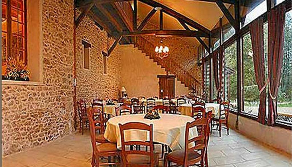 La Ferme Des Vallees Hotel Les Essarts-le-Roi Eksteriør billede